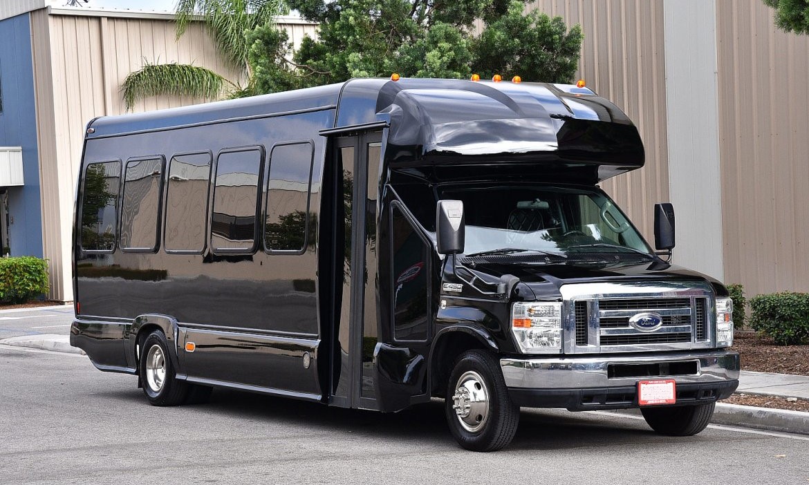 Coach, Limo Bus interior